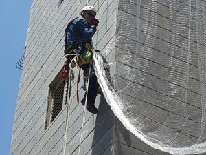 רשת נגד יונים עבבודות בגובה ספיידר נט